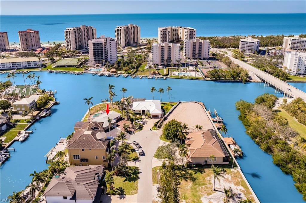 140 Flamingo Ave, Naples