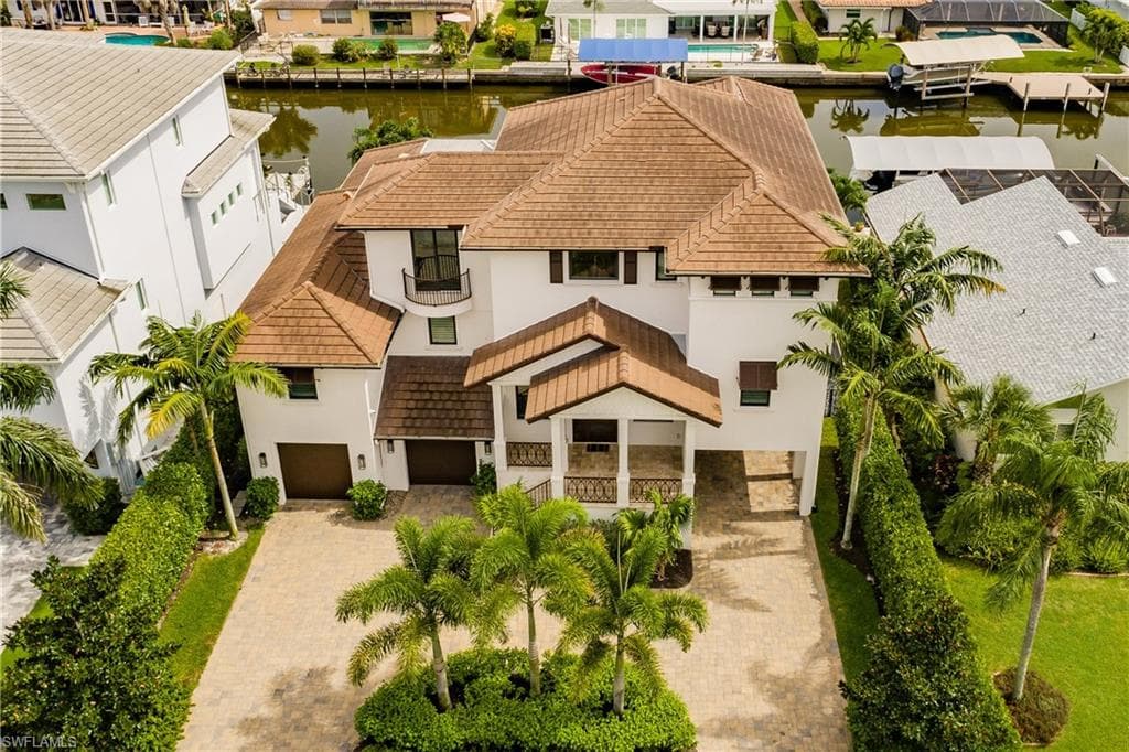 434 Trade Winds Ave, Naples