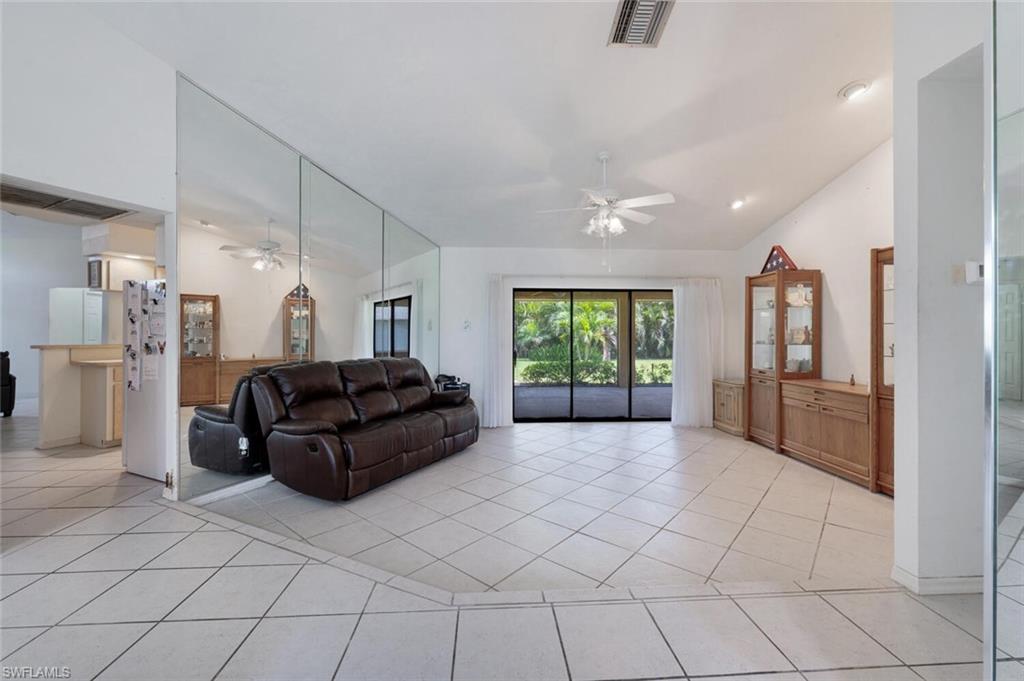 2204 Regal Way - Photo 4