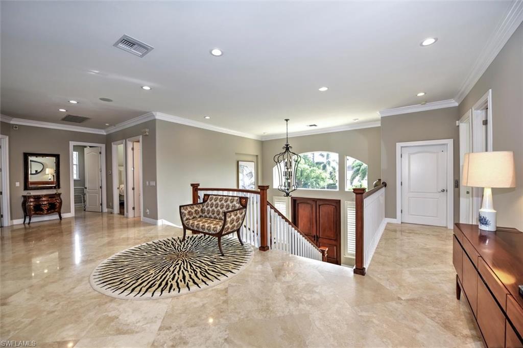 367 Lagoon Ave - Photo 6