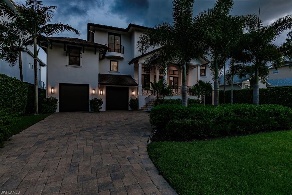 434 Trade Winds Ave - Photo 2
