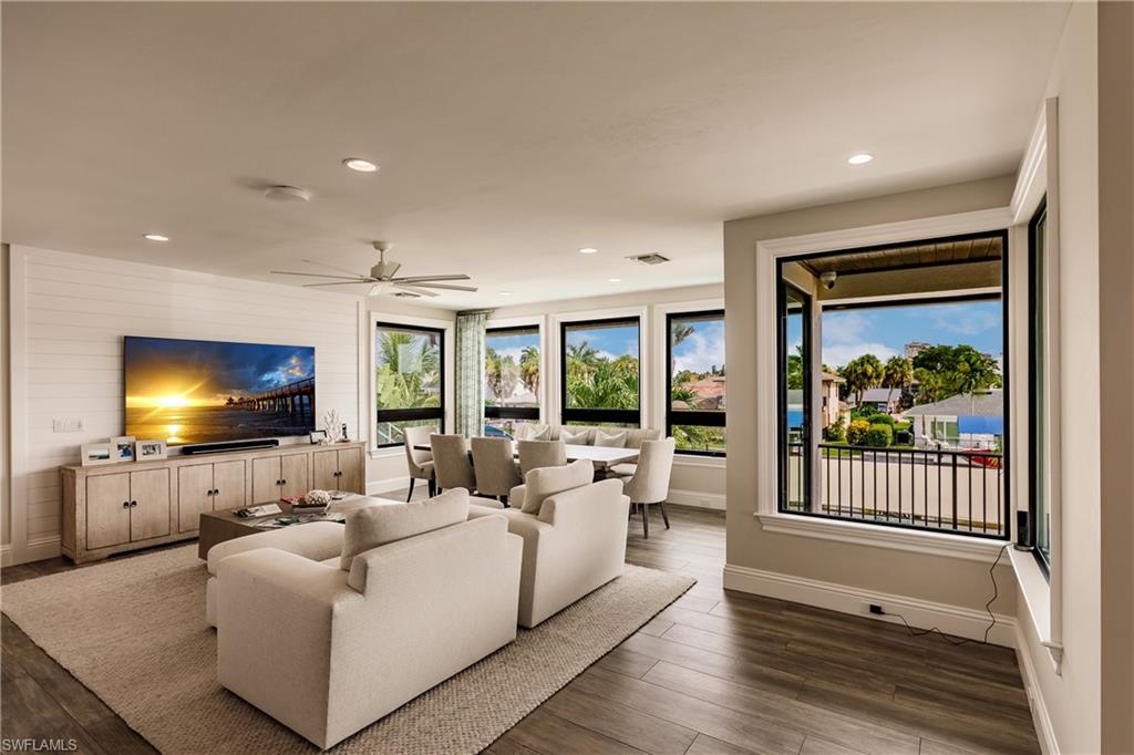 434 Trade Winds Ave - Photo 5