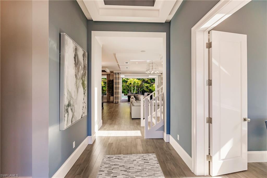 6831 Mangrove Ave - Photo 4
