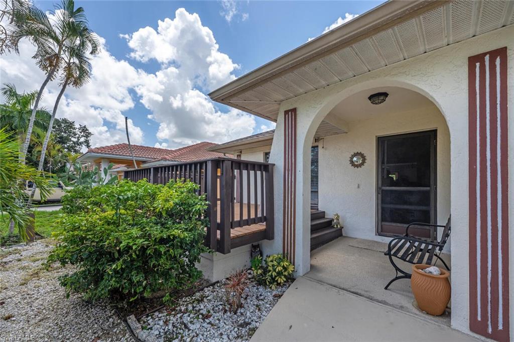 778 109th Ave N - Photo 3